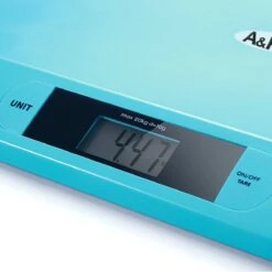 A&K Baby Weegschaal - Digitaal - Multifunctioneel - Babyweegschaal - Inclusief Batterijen – Personenweegschaal - Dierenweegschaal - Blauw -MEDISANA Shop 1200x1200 107