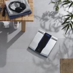 TANITA RD-545HR - Slimme Segmentale Lichaamsanalyse Weegschaal - Professionele Technologie Voor Thuisgebruik -MEDISANA Shop 1200x1200 186