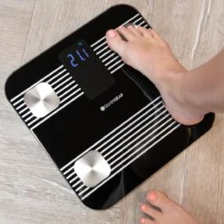 Silvergear® Premium Weegschaal - Weegschaal Personenweegschaal - Weegschaal Met Lichaamsanalyse - 18 Metingen – Slimme Weegschaal - Zwart 23 Silvergear® Premium Weegschaal - Weegschaal Personenweegschaal - Weegschaal Met Lichaamsanalyse - 18 Metingen – Slimme Weegschaal - Zwart -MEDISANA Shop 1200x1200 192