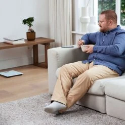 OMRON HN300T2 Intelli IT Personenweegschaal - Slimme Weegschaal Met BMI Meeting - Smart Scale - Met Mobiele App - Grijs -MEDISANA Shop 1200x1200 256