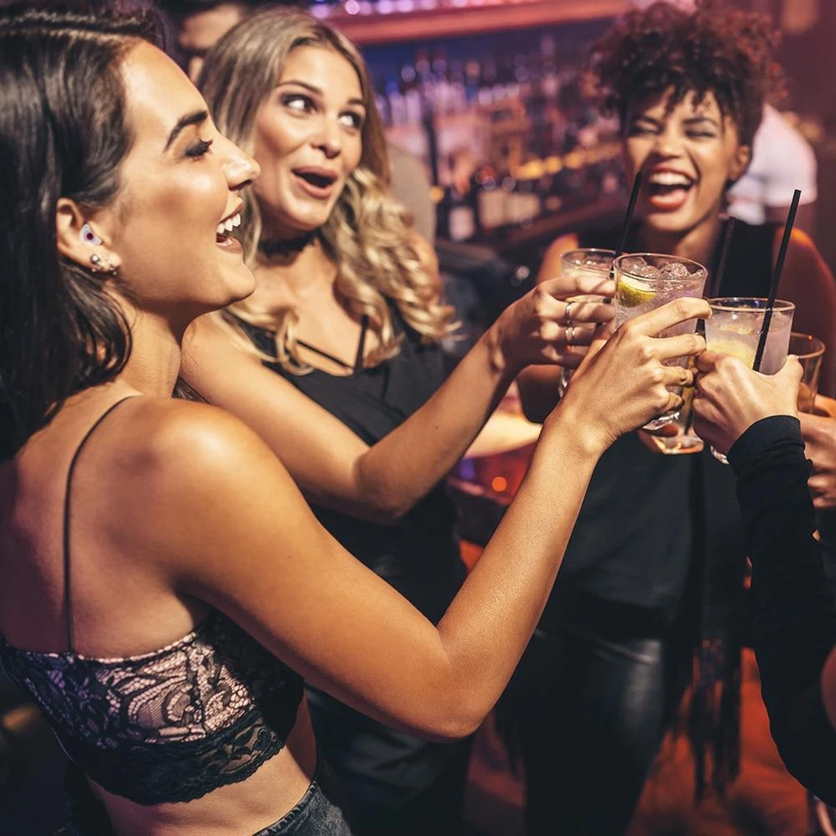 Pluggerz Earplugs Music - Oordoppen Voor Muziekliefhebbers - Veilig Genieten Van Muziek 9 Pluggerz Earplugs Music - Oordoppen Voor Muziekliefhebbers - Veilig Genieten Van Muziek - Afbeelding 7