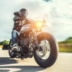 Pluggerz Earplugs Road - Motor Oordoppen - Veilig Genieten Op De Motor - Verkeerssignalen Wel Hoorbaar -MEDISANA Shop 1200x1200 816