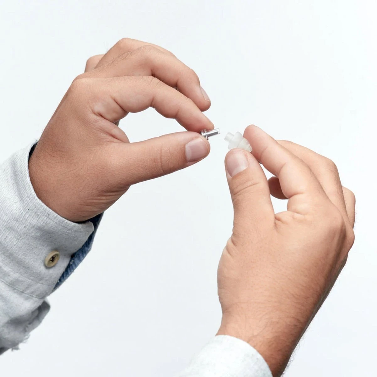 Alpine MusicSafe Classic Oordoppen - Premium Gehoorbescherming - Oordopjes Voor Concerten En Festivals - 2 Sets Verwisselbare Filters 19dB/22dB - Transparant - 1 Paar 10 Alpine MusicSafe Classic Oordoppen - Premium Gehoorbescherming - Oordopjes Voor Concerten En Festivals - 2 Sets Verwisselbare Filters 19dB/22dB - Transparant - 1 Paar - Afbeelding 8