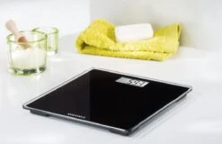 Leifheit Soehnle Personenweegschaal Digitaal Style Sense Compact 100 – Zwart – Tot 180 Kg - Incl. Batterijen -MEDISANA Shop 1200x775