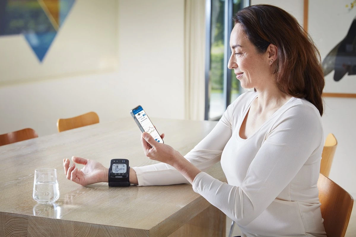 OMRON RS7 Intelli IT Bloeddrukmeter Pols - Blood Pressure Monitor Met Hartslagmeter – Onregelmatige Hartslag -Klinisch Gevalideerde Polsbloeddrukmeter - Met Mobiele App - 13,5 Tot 21,5 Cm Manchet – 3 Jaar Garantie 15 OMRON RS7 Intelli IT Bloeddrukmeter Pols - Blood Pressure Monitor Met Hartslagmeter – Onregelmatige Hartslag -Klinisch Gevalideerde Polsbloeddrukmeter - Met Mobiele App - 13,5 Tot 21,5 Cm Manchet – 3 Jaar Garantie - Afbeelding 13