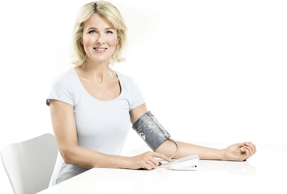 Beurer BM44 - Bloeddrukmeter Bovenarm - XL Display 16 Beurer BM44 - Bloeddrukmeter Bovenarm - XL Display - Afbeelding 14