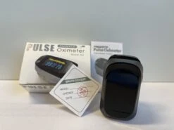 Saturatiemeter Pulse Oximeter - Saturatie Meter - Vingertip Saturatiemeter - Meet Uw Hartslag En Saturatie - Pulse A2 6 Saturatiemeter Pulse Oximeter - Saturatie Meter - Vingertip Saturatiemeter - Meet Uw Hartslag En Saturatie - Pulse A2 -MEDISANA Shop 1200x899 18