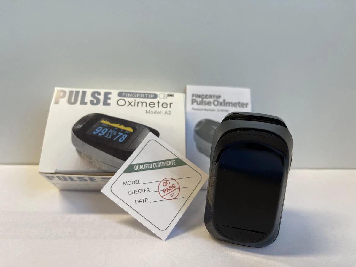 Saturatiemeter Pulse Oximeter - Saturatie Meter - Vingertip Saturatiemeter - Meet Uw Hartslag En Saturatie - Pulse A2 4 Saturatiemeter Pulse Oximeter - Saturatie Meter - Vingertip Saturatiemeter - Meet Uw Hartslag En Saturatie - Pulse A2 - Afbeelding 2