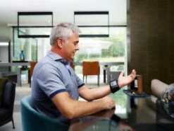 OMRON RS7 Intelli IT Bloeddrukmeter Pols - Blood Pressure Monitor Met Hartslagmeter – Onregelmatige Hartslag -Klinisch Gevalideerde Polsbloeddrukmeter - Met Mobiele App - 13,5 Tot 21,5 Cm Manchet – 3 Jaar Garantie 38 OMRON RS7 Intelli IT Bloeddrukmeter Pols - Blood Pressure Monitor Met Hartslagmeter – Onregelmatige Hartslag -Klinisch Gevalideerde Polsbloeddrukmeter - Met Mobiele App - 13,5 Tot 21,5 Cm Manchet – 3 Jaar Garantie -MEDISANA Shop 1200x900 21