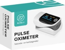 Sinji Pulse Oximeter - Saturatiemeter Met Hartslagmeter - Met Draagkoord - Voor Thuis En Professioneel Gebruik -MEDISANA Shop 1200x937