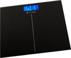 Silvergear® Personenweegschaal Digitaal - Weegschaal - Makkelijk Op Te Bergen - Verlicht LCD Scherm - Zwart 11 Silvergear® Personenweegschaal Digitaal - Weegschaal - Makkelijk Op Te Bergen - Verlicht LCD Scherm - Zwart -MEDISANA Shop 1200x977 1