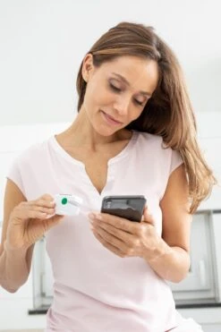 Medisana PM 100 Connect Saturatiemeter -MEDISANA Shop 800x1200 13